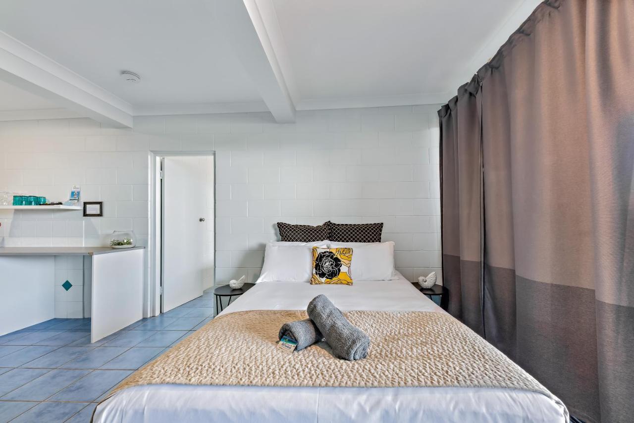 Airlie Sun & Sand Accommodation #2 Airlie Beach Exterior photo
